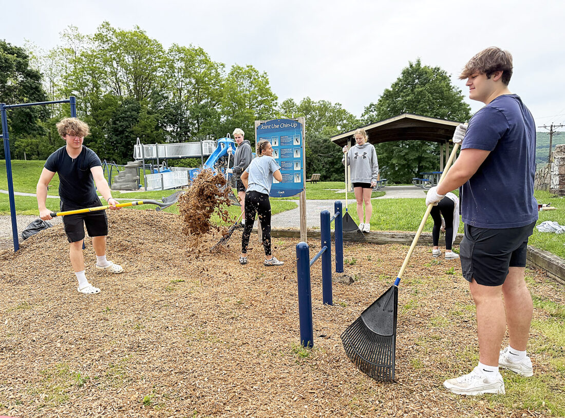 Staying in tune: Altoona Area High School students spend their day ...